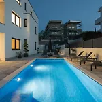 Larka Luxury Malinska, With Private Pool, 150 M From The Sea * Malinska