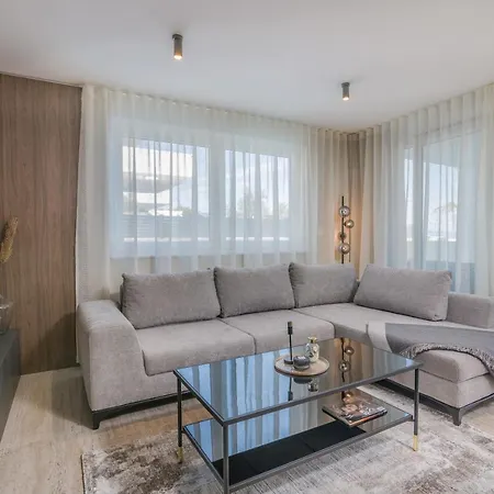 Larka Luxury Malinska, With Private Pool, 150 M From The Sea Apartament *
