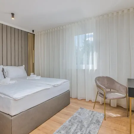 Larka Luxury Malinska, With Private Pool, 150 M From The Sea *