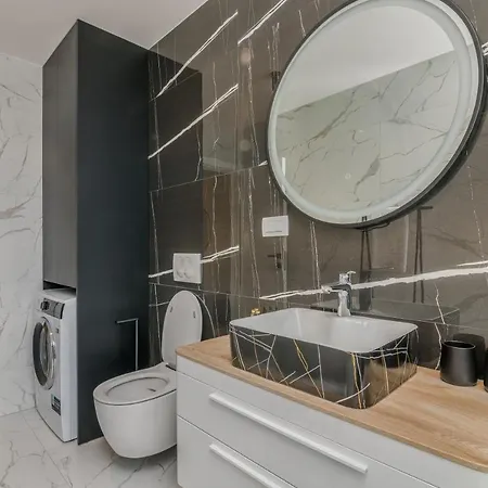 Larka Luxury Malinska, With Private Pool, 150 M From The Sea 아파트 *