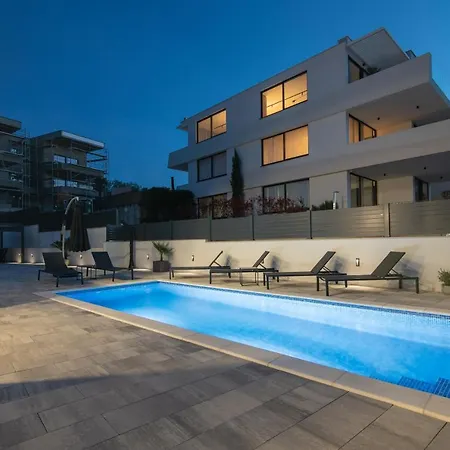 Larka Luxury Malinska, With Private Pool, 150 M From The Sea *