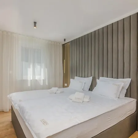 Apartment Larka Luxury Malinska, With Private Pool, 150 M From The Sea