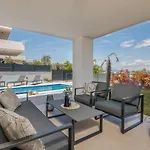 Larka Luxury Malinska, With Private Pool, 150 M From The Sea Διαμέρισμα *