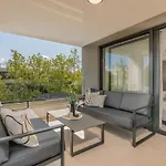 Larka Luxury Malinska, With Private Pool, 150 M From The Sea Διαμέρισμα Malinska